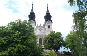 Photo of the gothic church at Postlingberg.